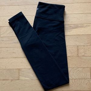 Lululemon black leggings | black | great condition | size 4